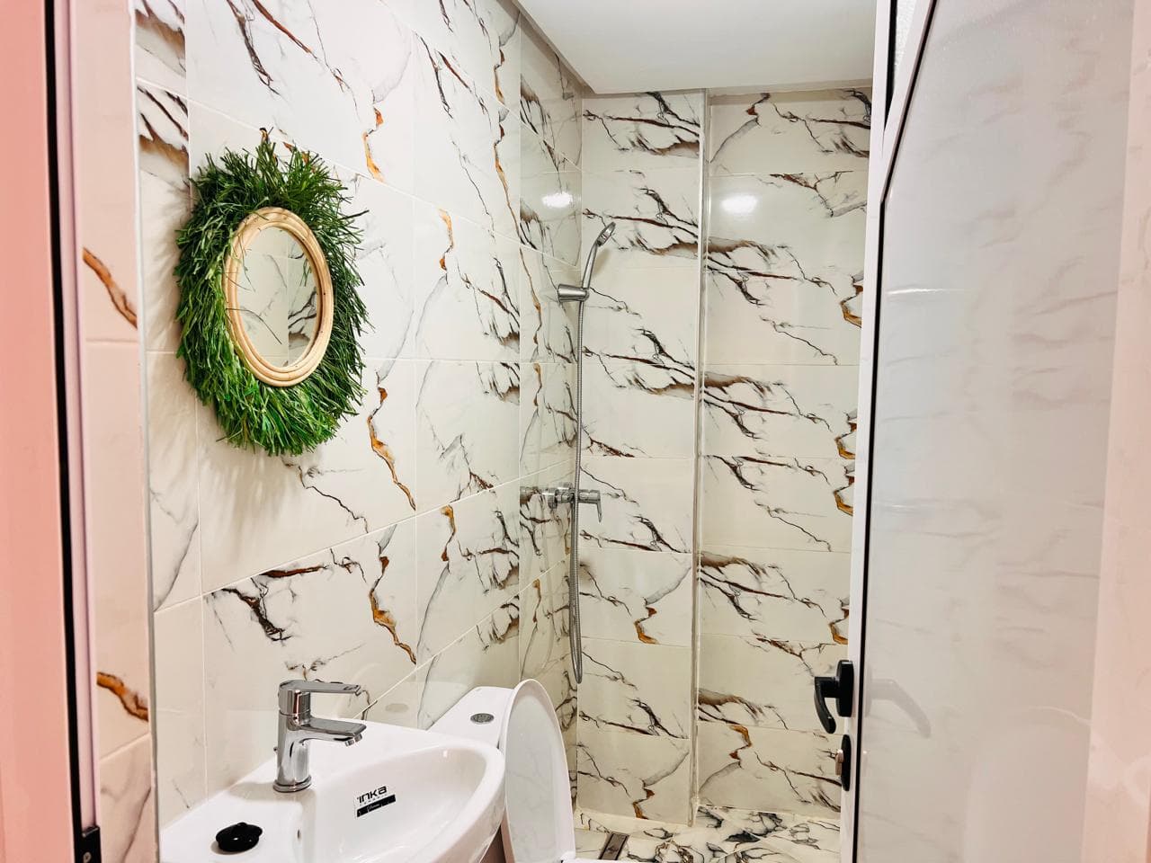 Private Triple Suite — Devil's Rock — photo 7