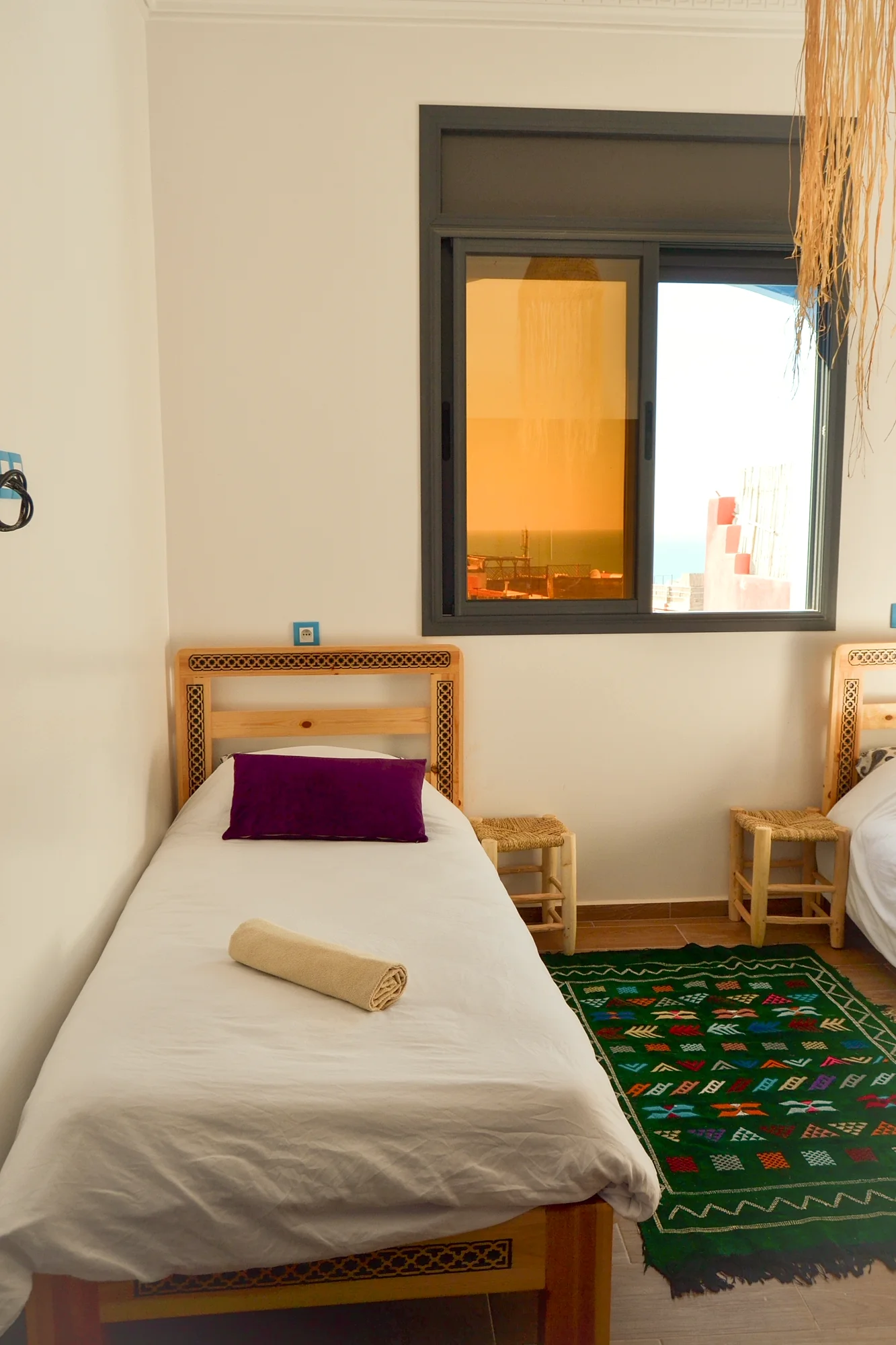 Killers shared twin room at Blue Pearl, photo 3