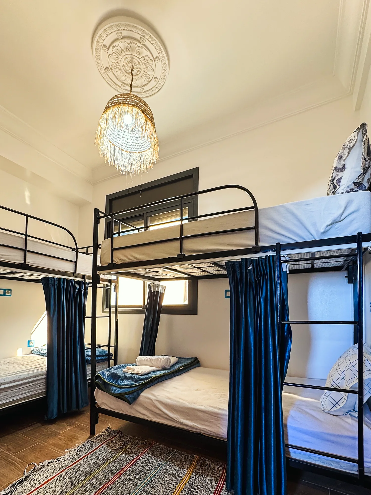Female four-bed surf dorm at Blue Pearl, photo 1