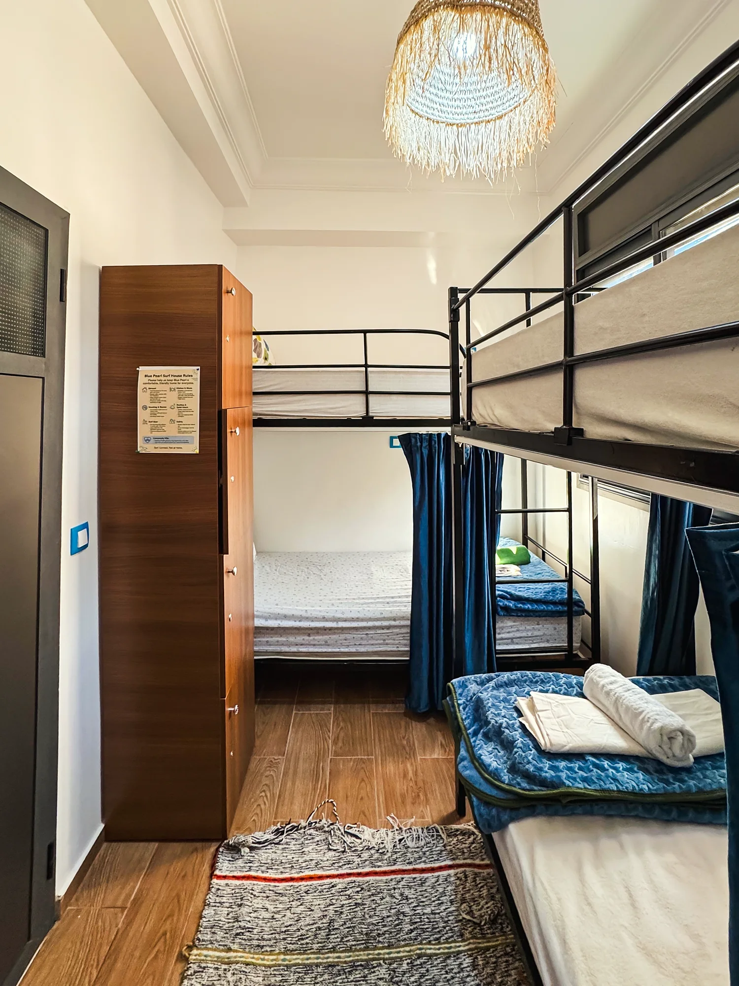 Female four-bed surf dorm at Blue Pearl, photo 3