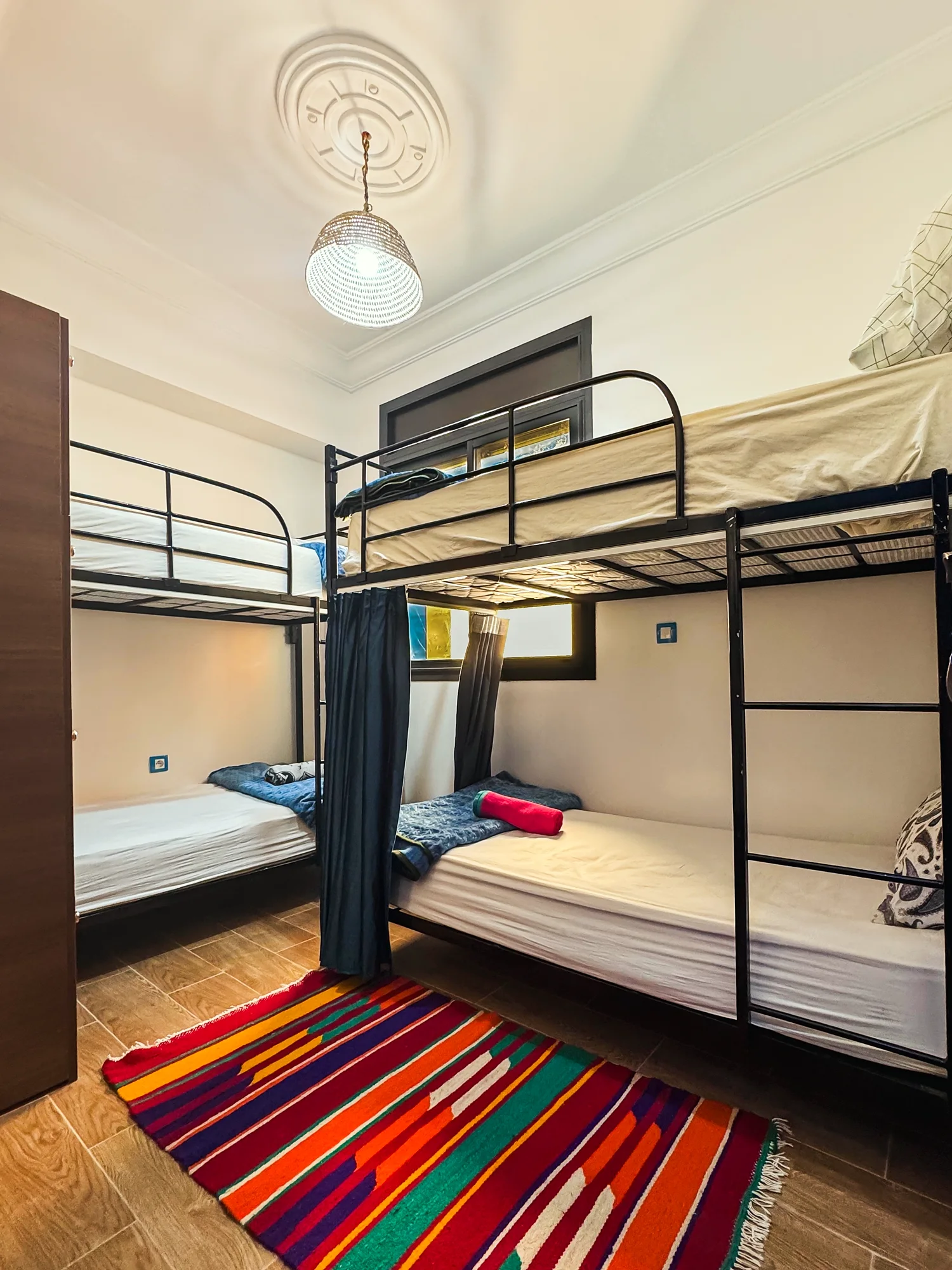 Male four-bed surf dorm at Blue Pearl, photo 1