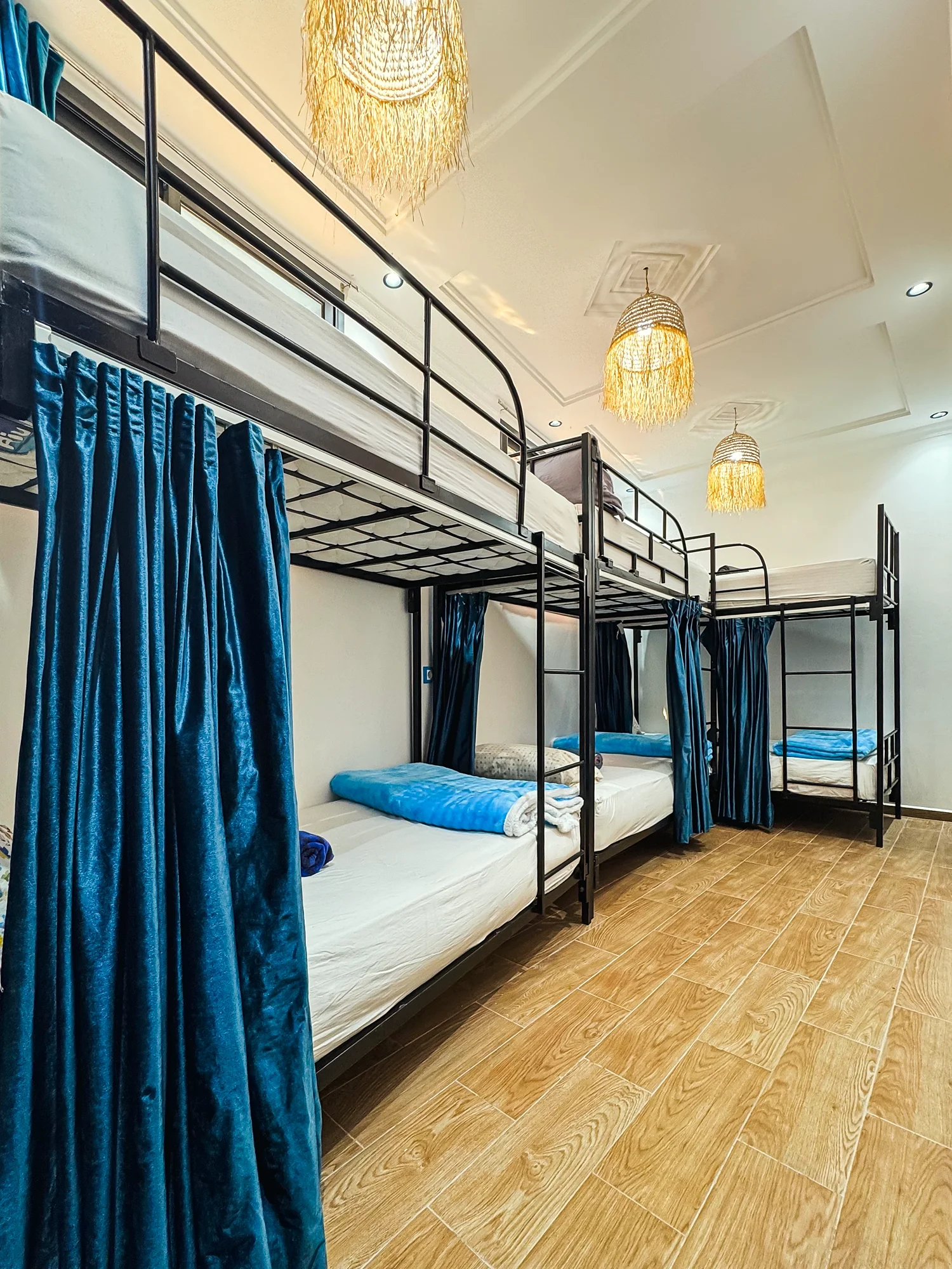 Mixed six-bed surf dorm at Blue Pearl, photo 1