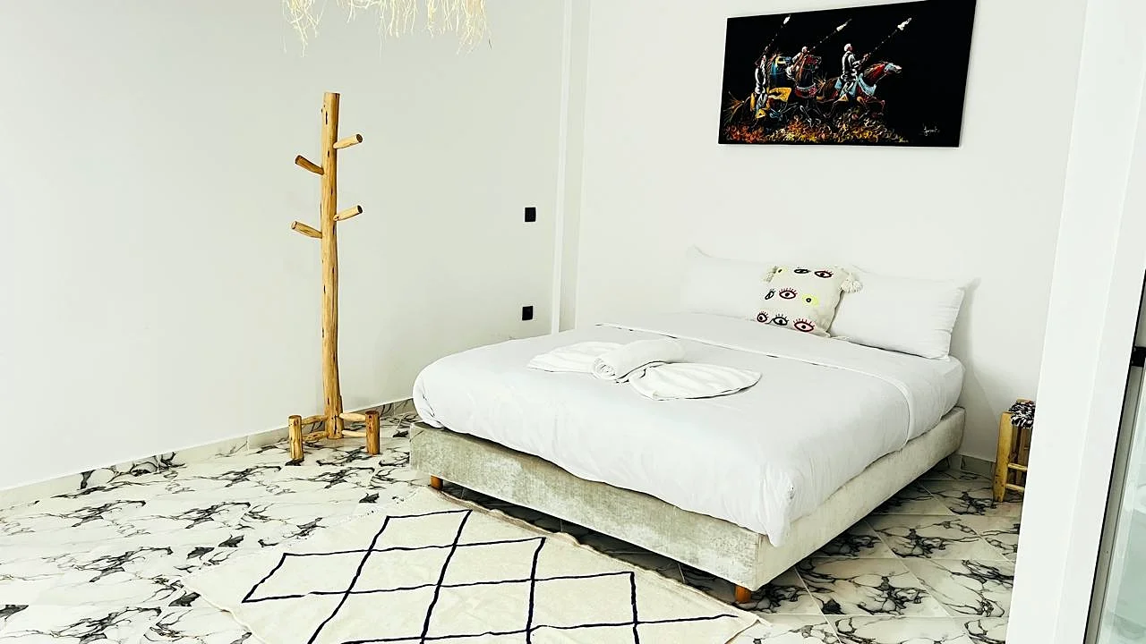 Crocro Beach private triple suite at White Pearl, photo 1