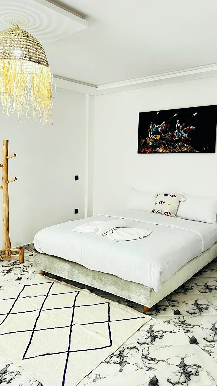 Crocro Beach private triple suite at White Pearl, photo 3