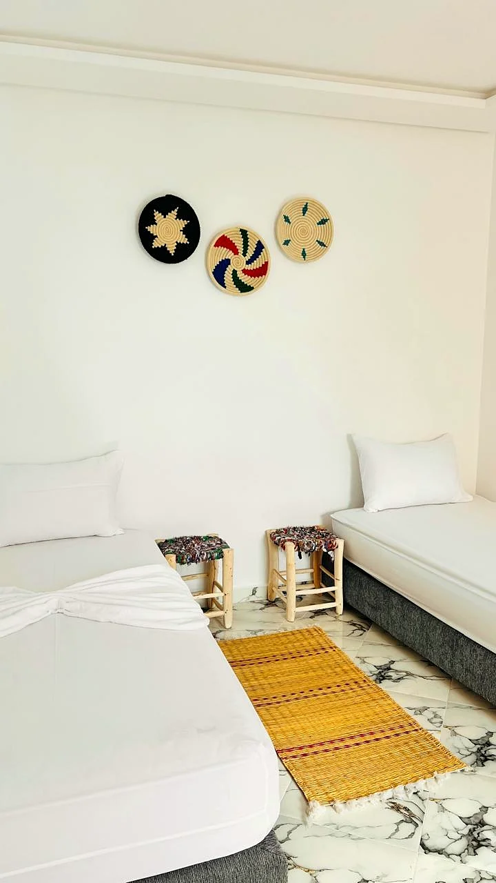 Boilers shared quad room at White Pearl, photo 3